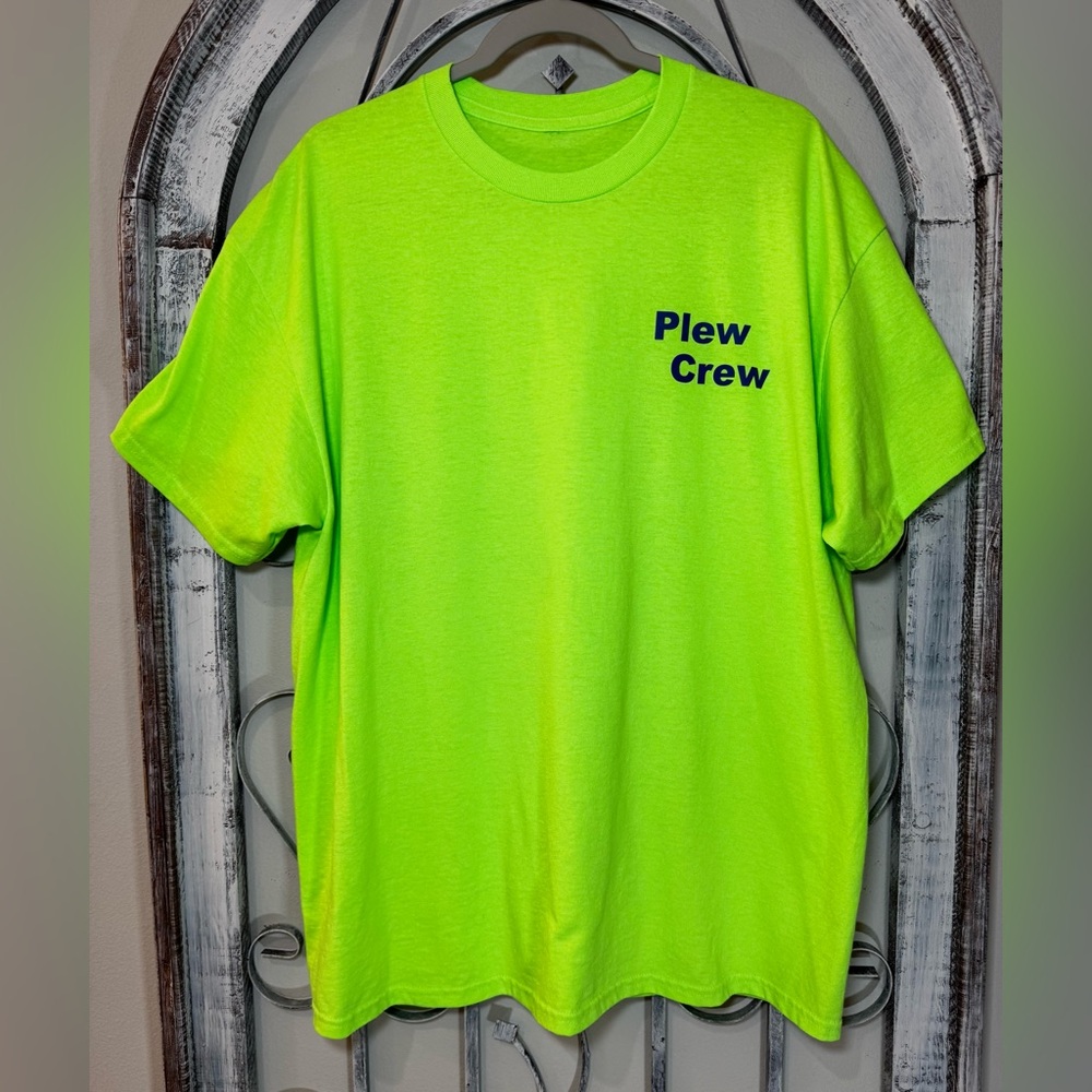 Men’s XL Neon Green Graphic Shortsleeved T-Shirt #1611